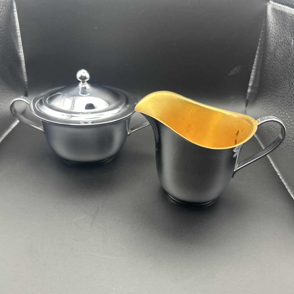 Vintage Universal USA Silverplate Creamer Sugar Bowl Set w Lid Cottage